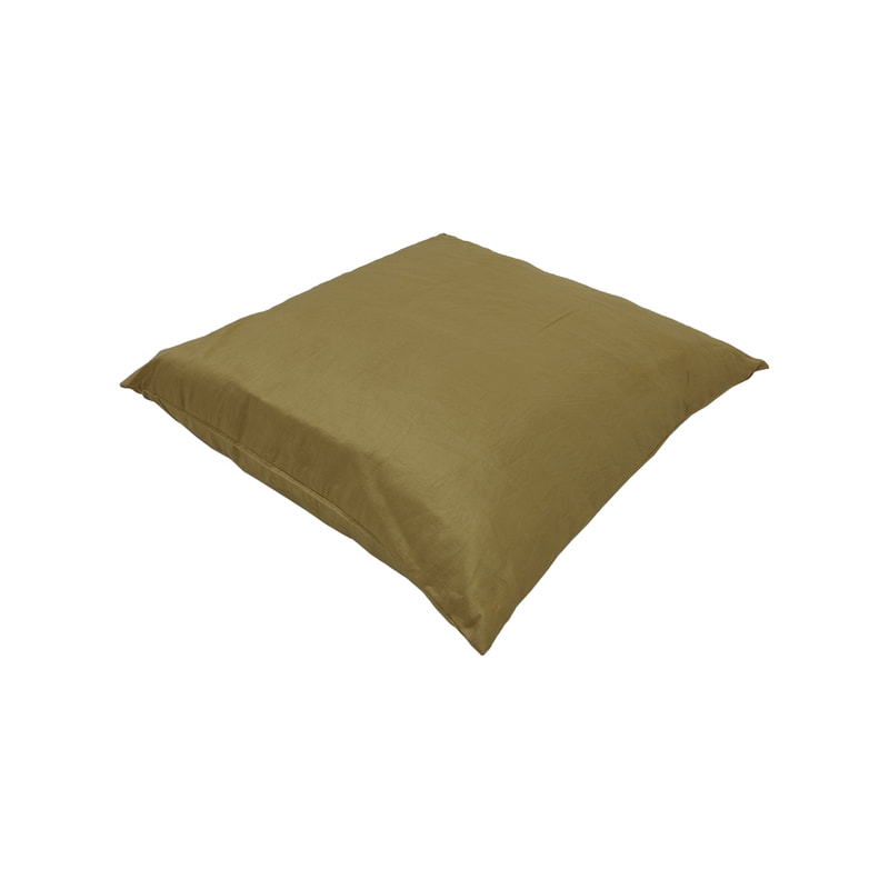 F-CX161-GD 45cm x 45cm Derby cushion in gold satin fabric
